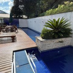 Duplex com garagem em Itaipava