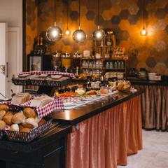 Dream - Luxury Hostel