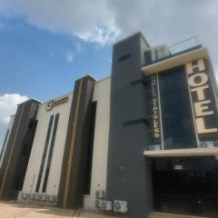 Charles Stainless Hotel
