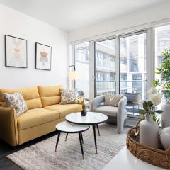 Luxury & Modern Suite 5 Minutes from Eaton Center