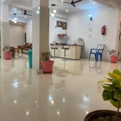 Hotel kaushlendra palace