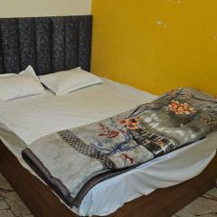 Hotel O Highway ON