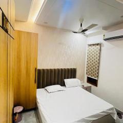 7th Heaven Hotel