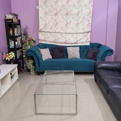 Karachi Gulshan-e-Iqbal Block 3 Furnished 2 Bedrooms Drawing & Dinning Near Disco Bakery-Families ONLY