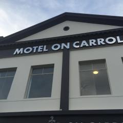 卡罗尔汽车旅馆
