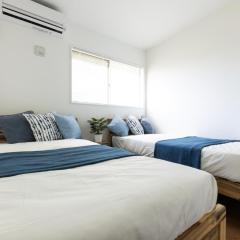 The Beachfront House ビーチフロントの一軒家 4名迄