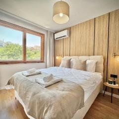 Central Comfort Stay & Free Parking
