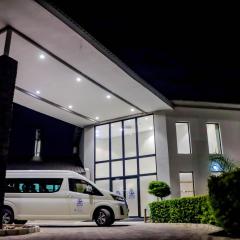 Two Rivers Hotel