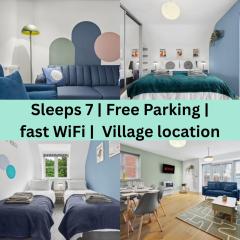 NEC Birmingham Airport Modern Village Retreat, Sleeps 7, Free Parking