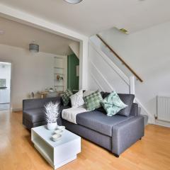 Urban 2-bed House - 6 mins away from City Centre!