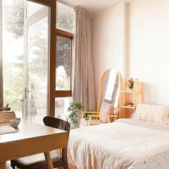 Kitchenstay with River View