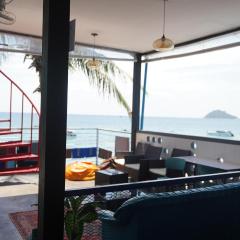 Scuba Square Hostel
