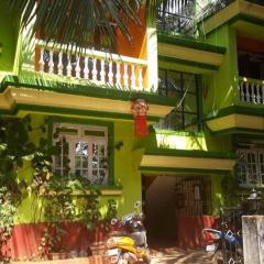 TATTOS GUEST house