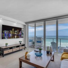 Serena Miami Beachfront 2 Bedrooms with Direct OceanView and Parking