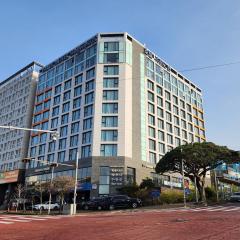Seogwipo JS Hotel