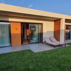 Escape 2 Seabreeze in Cozy Villa