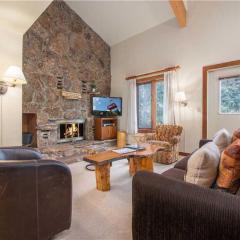 RMR: Rendezvous A5 Condo in Teton Village