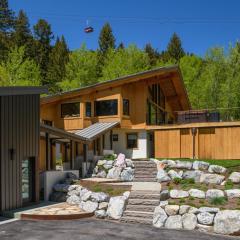 RMR: Summit Chalet Home in Teton Village