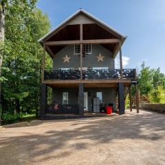 Cloud 9 Cabin with an indoor pool hot tub & fire pit