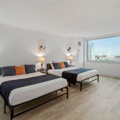 Stylish CozySuites Condo at Showboat #2