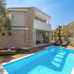 Lovely Home In Kolanjski Gajac With Wifi