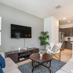 Family Retreat Near Disney with Pool and Free Resort Access