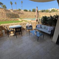 Luxury 3 Bed Apartment with Large Outdoor Pools and Gardens