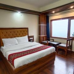 Hotel New Pankaj - Near Mall Road Free Pickup from railway station Shiimla