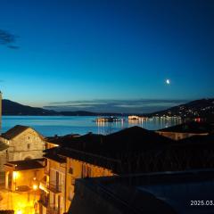 Magic view Apartment - Lakeside L&B