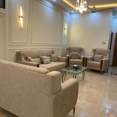 Luxurious Guesthouse-Suite 3Bed and Lounge in Karachi