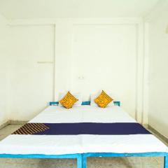 SPOT ON Krishna Market And Lodge