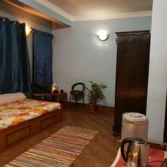 Hotel Dinesh Inn