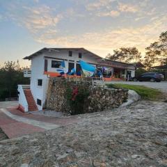Hotel y Restaurante la Cuchilla