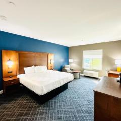Comfort Inn & Suites Plainville-Foxboro