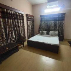 Hotel Gosaintola Home