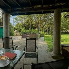 Forest Studio Apt free gated Parking on 2 acres Garden