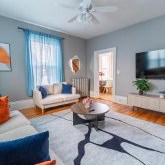 3BDR 2BA Downtown Salem with Parking