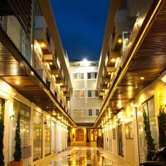 Lido Beach Hotel