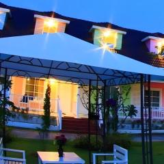 Chiangkhan Gallery Resort