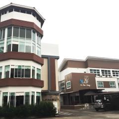 Hotel Le Lerts Living