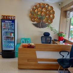 Hotel Mukund and Restaurant