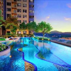 Monthly rent only Luxury condominium with pool and gym in Chiang Mai