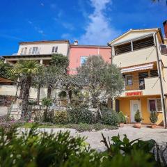 Three-Bedroom Apartment in Vrsar I