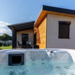 Tan'n'baum jacuzzi house Balatonfenyves