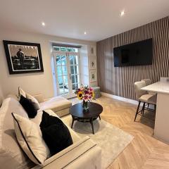 Luxury Stockbridge One Bedroom Apartment