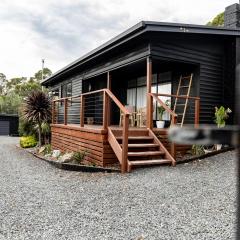 Hilltop Hideaway ~ Bay of Fires