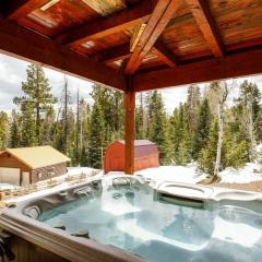 Pine View Cabin Retreat, Hot Tub, Walk Out Patio