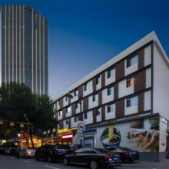 Vienna Hotel Tianjin 5th Avenue Youyi Road Cultural Center Metro Station