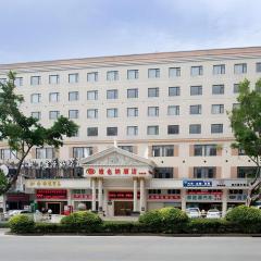 Vienna Hotel Shenzhen Bao'an Airport Taoyuanju Pingluanshan Metro Station