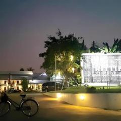 Rittiboon Vintage Hotel